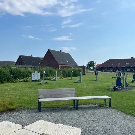 Holiday home Gleich Hinterm Deich 4 *
